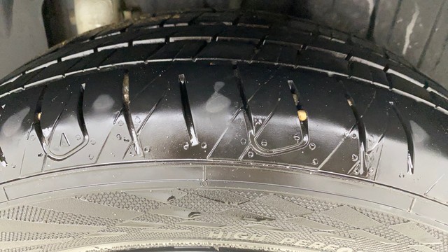 Second-hand 2021 Mahindra XUV300 W8 Diesel BSVI for sale in Ahmedabad-32