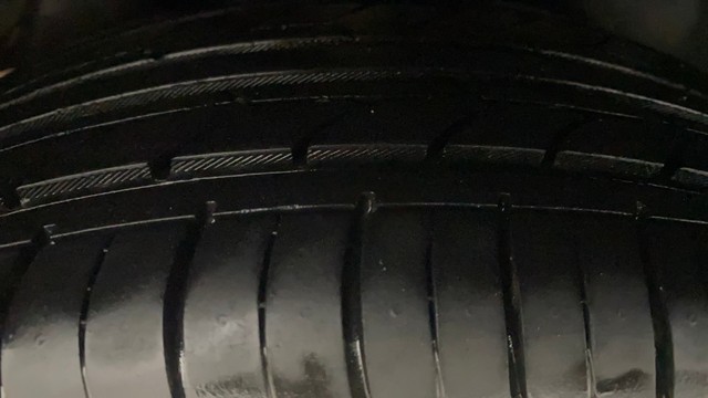 Second-hand 2020 Ford Figo 1.2P Titanium MT for sale in Bangalore-30