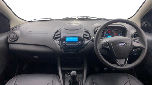Second-hand 2020 Ford Figo 1.2P Titanium MT for sale in Bangalore-10