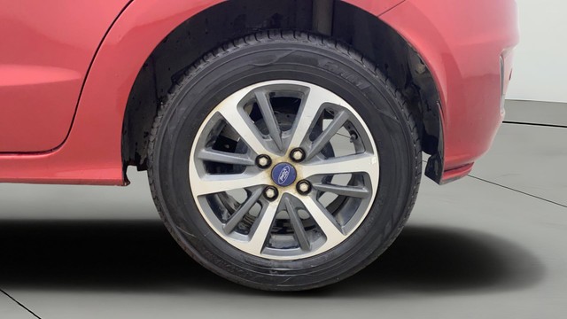 Second-hand 2020 Ford Figo 1.2P Titanium MT for sale in Bangalore-27