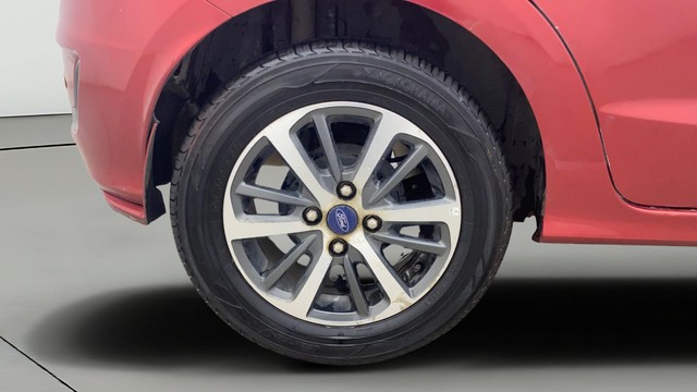 Second-hand 2020 Ford Figo 1.2P Titanium MT for sale in Bangalore-25