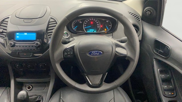 Second-hand 2020 Ford Figo 1.2P Titanium MT for sale in Bangalore-12