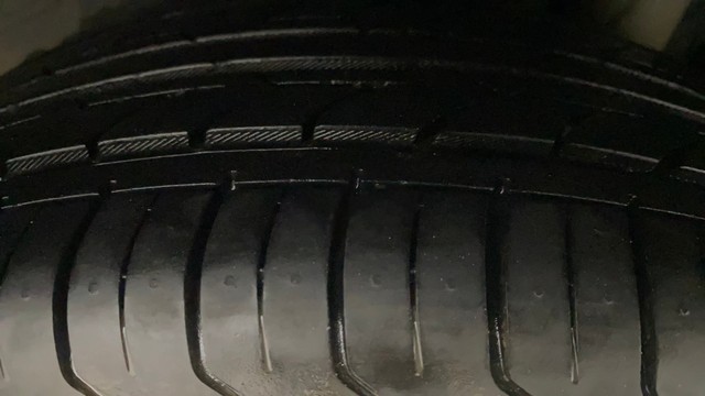 Second-hand 2020 Ford Figo 1.2P Titanium MT for sale in Bangalore-32