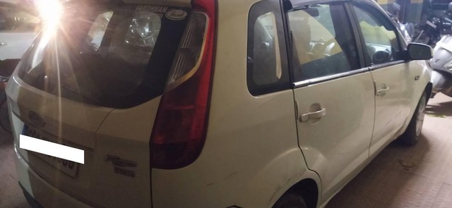 Second-hand 2010 Ford Figo Diesel Titanium for sale in Bhilai-2
