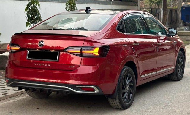 Second-hand 2023 Volkswagen Virtus GT Plus DSG ES for sale in New Delhi-6
