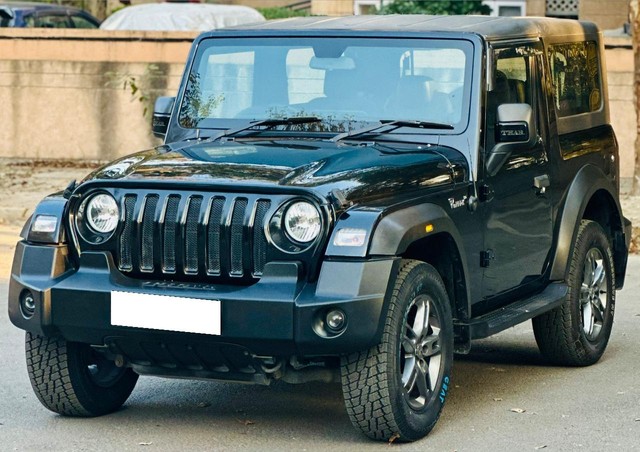 Second-hand 2024 Mahindra Thar LX Hard Top Diesel AT for sale in New Delhi-4