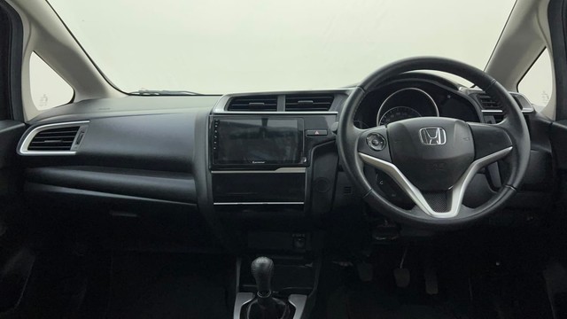 Second-hand 2016 Honda Jazz VX for sale in Mysore-11
