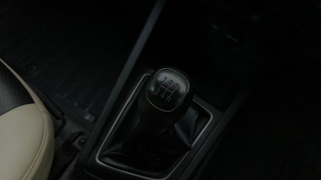 Second-hand 2017 Hyundai i20 Sportz 1.2 for sale in Mysore-12