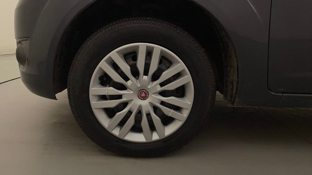 Second-hand 2011 Ford Figo Ambiente BSIV for sale in Bangalore-20