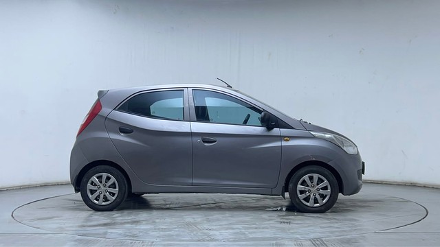 Second-hand 2012 Hyundai EON Magna for sale in Hyderabad-2