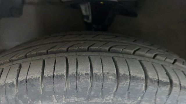 Second-hand 2012 Hyundai EON Magna for sale in Hyderabad-28