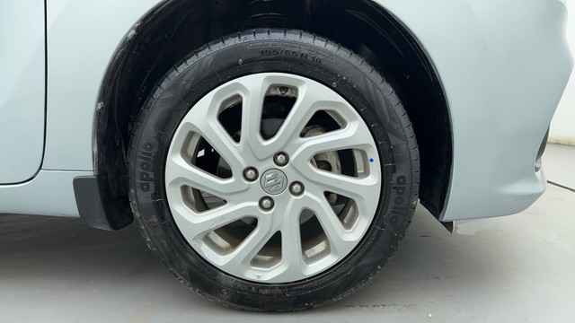 Second-hand 2024 Maruti Suzuki Baleno Zeta for sale in Ahmedabad-17