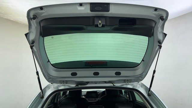 Second-hand 2024 Maruti Suzuki Baleno Zeta for sale in Ahmedabad-37