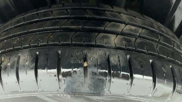 Second-hand 2024 Maruti Suzuki Baleno Zeta for sale in Ahmedabad-27