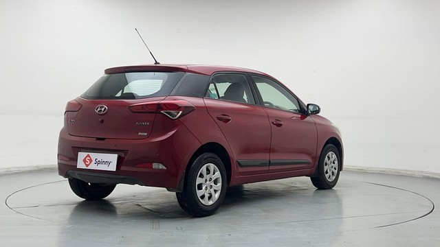 Second-hand 2015 Hyundai i20 Sportz 1.2 for sale in Lucknow-3