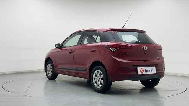 Second-hand 2015 Hyundai i20 Sportz 1.2 for sale in Lucknow-5