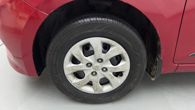 Second-hand 2015 Hyundai i20 Sportz 1.2 for sale in Lucknow-20