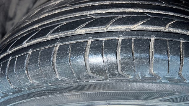 Second-hand 2015 Hyundai i20 Sportz 1.2 for sale in Lucknow-35