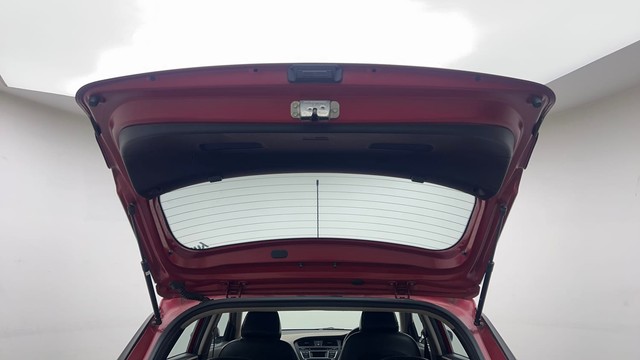 Second-hand 2015 Hyundai i20 Sportz 1.2 for sale in Lucknow-24