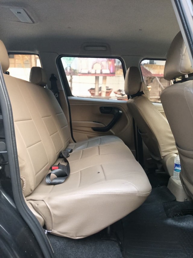 Second-hand 2018 Mahindra TUV 300 T6 Plus for sale in Mumbai-12