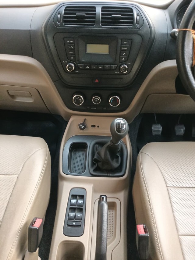 Second-hand 2018 Mahindra TUV 300 T6 Plus for sale in Mumbai-8