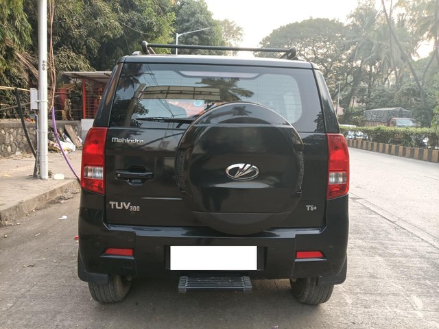 Second-hand 2018 Mahindra TUV 300 T6 Plus for sale in Mumbai-1