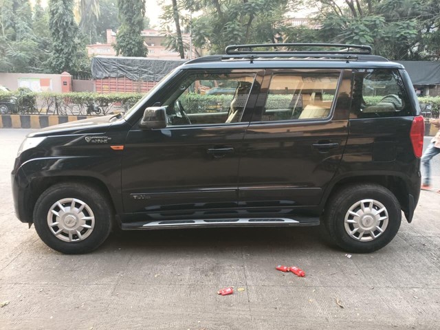 Second-hand 2018 Mahindra TUV 300 T6 Plus for sale in Mumbai-3