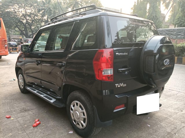 Second-hand 2018 Mahindra TUV 300 T6 Plus for sale in Mumbai-2