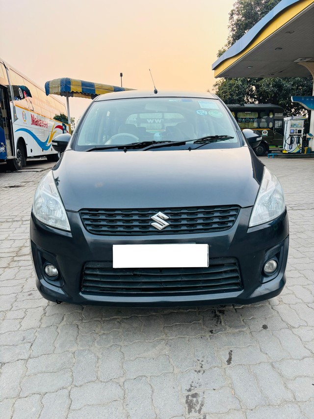 Second-hand 2014 Maruti Ertiga VXI for sale in Lucknow-3