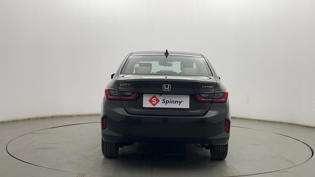 Second-hand 2022 Honda City 1.5 V MT Exclusive for sale in Kolkata-4