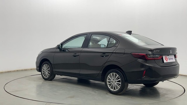 Second-hand 2022 Honda City 1.5 V MT Exclusive for sale in Kolkata-5