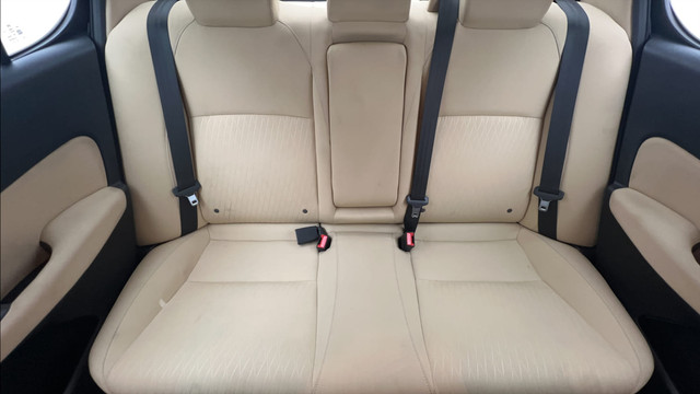 Second-hand 2022 Honda City 1.5 V MT Exclusive for sale in Kolkata-28