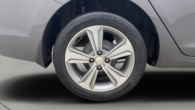 Second-hand 2019 Hyundai Verna VTVT 1.6 SX Option for sale in Bangalore-25