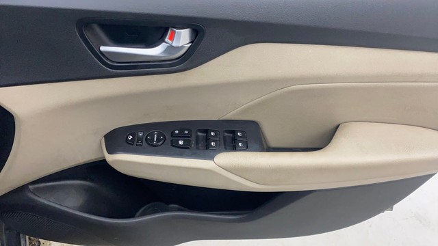 Second-hand 2019 Hyundai Verna VTVT 1.6 SX Option for sale in Bangalore-17