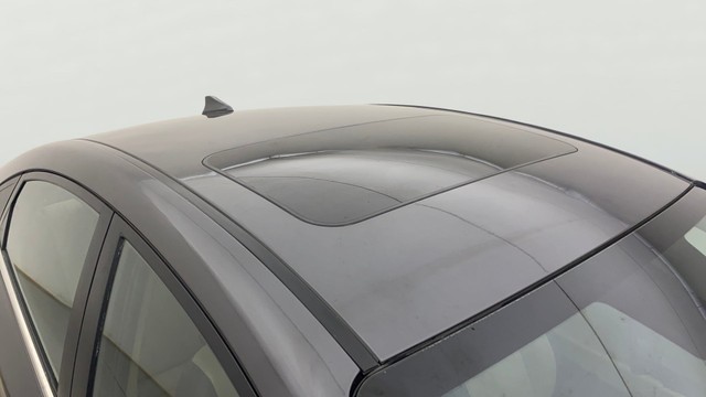 Second-hand 2019 Hyundai Verna VTVT 1.6 SX Option for sale in Bangalore-8