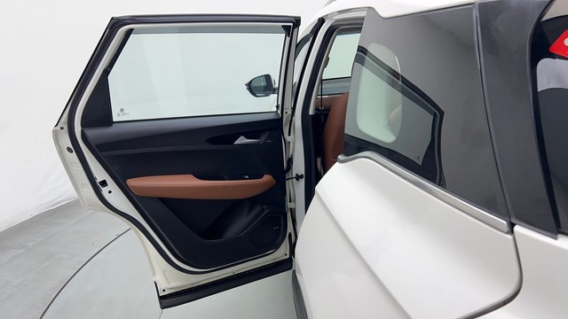 Second-hand 2021 MG Hector Plus 1.5 Turbo Sharp Pro 7 Str BSVI for sale in New Delhi-29