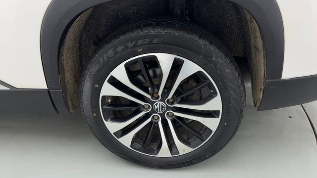 Second-hand 2021 MG Hector Plus 1.5 Turbo Sharp Pro 7 Str BSVI for sale in New Delhi-19