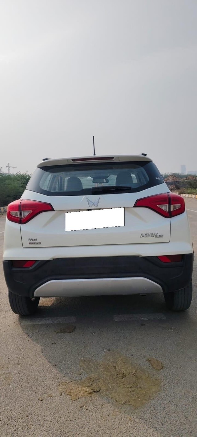 Second-hand 2022 Mahindra XUV300 W8 Diesel Sunroof BSVI for sale in Hyderabad-2