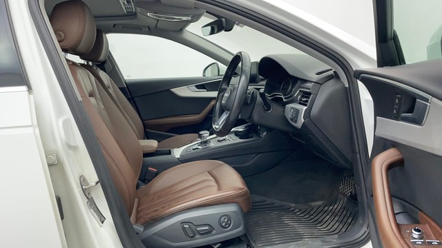 Second-hand 2017 Audi A4 30 TFSI Premium Plus for sale in Chennai-15