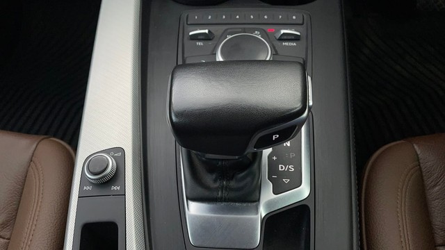 Second-hand 2017 Audi A4 30 TFSI Premium Plus for sale in Chennai-12