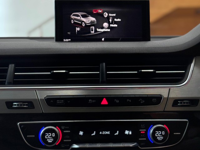 Second-hand 2018 Audi Q7 45 TDI Quattro Technology for sale in Noida-15