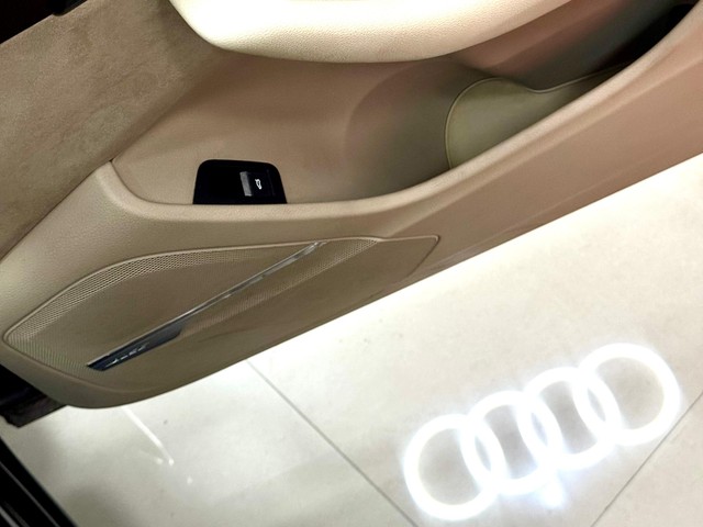 Second-hand 2018 Audi Q7 45 TDI Quattro Technology for sale in Noida-14