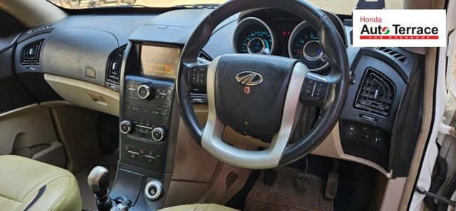 Second-hand 2017 Mahindra XUV500 W6 2WD for sale in Bhubaneswar-9