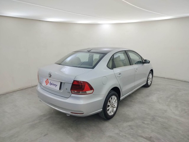 Second-hand 2016 Volkswagen Vento 1.5 Highline Plus AT 16 Alloy for sale in Coimbatore-3