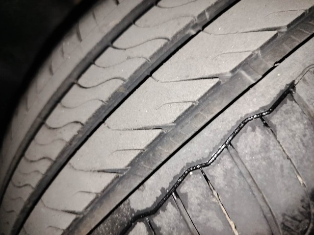 Second-hand 2016 Volkswagen Vento 1.5 Highline Plus AT 16 Alloy for sale in Coimbatore-29