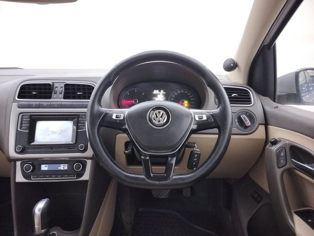 Second-hand 2016 Volkswagen Vento 1.5 Highline Plus AT 16 Alloy for sale in Coimbatore-28