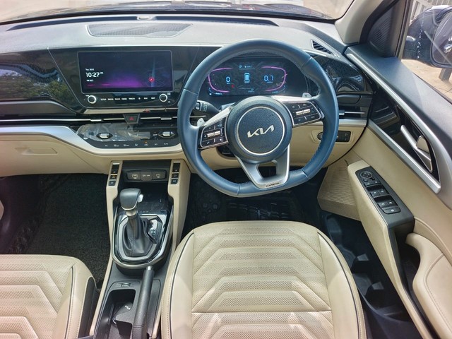 Second-hand 2022 Kia Carens Luxury Plus Turbo DCT 6 STR 2022-2023 for sale in Bangalore-11