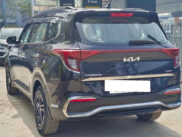 Second-hand 2022 Kia Carens Luxury Plus Turbo DCT 6 STR 2022-2023 for sale in Bangalore-14