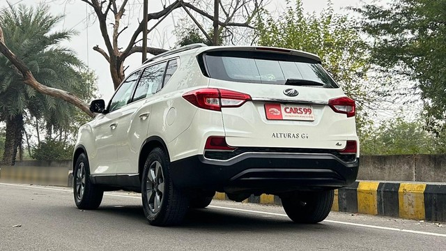 Second-hand 2019 Mahindra Alturas G4 4X4 AT BSIV for sale in Noida-18
