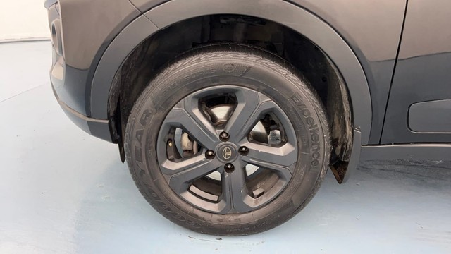 Second-hand 2022 Tata Nexon XZA Plus Dark Edition for sale in Lucknow-20